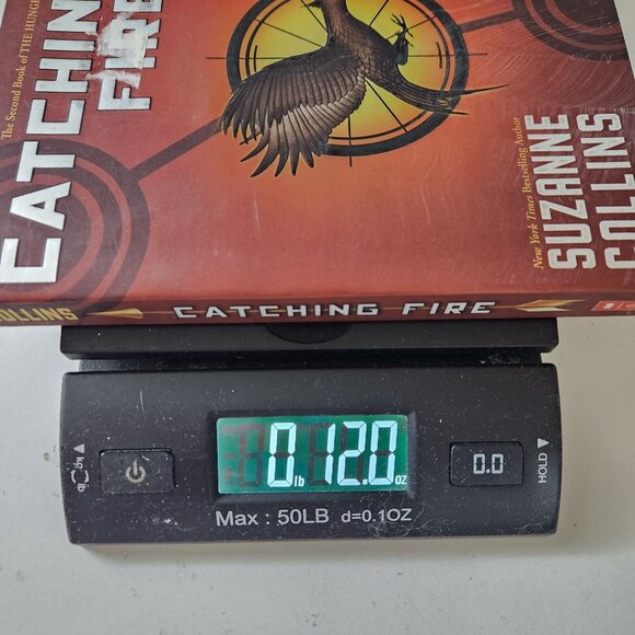 Catching Fire By Suzanne Collins Paperback Book The Hunger Games Trilogy - Picture 6 of 6